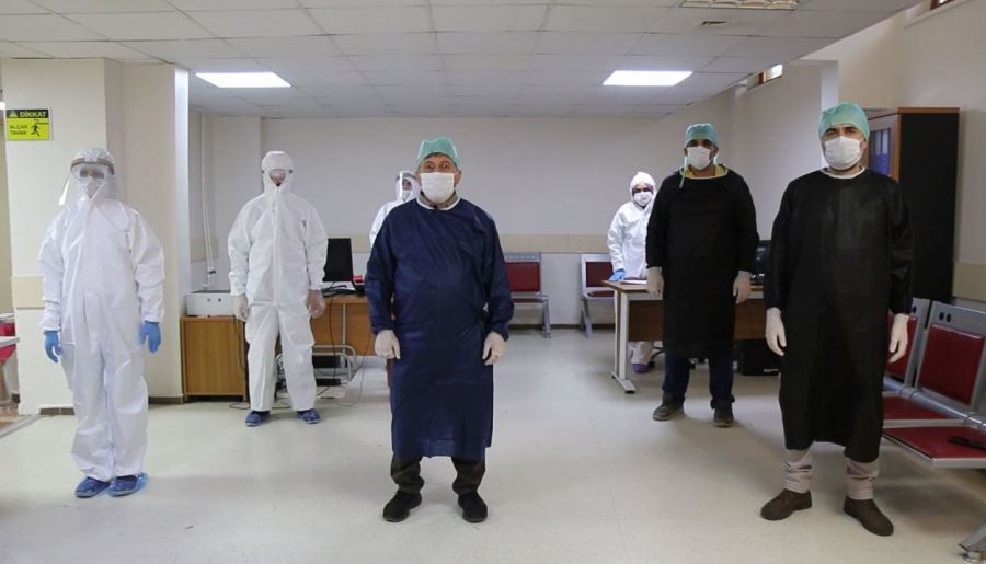 Şanlıurfa’da Covid-19 laboratuvarı kesintisiz hizmet veriyor
