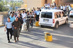 450 Polis Operasyon Yaptı, 52 Şüpheli Gözaltına Alındı