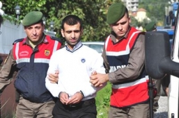 Alanya`da Arazide PKK`ya Ait Patlayıcı Arandı
