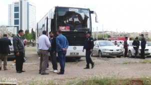 Şanlıurfa`da CHP Heyetini Taşıyan Otobüslere Hırsız Girdi