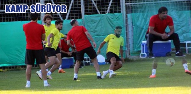    Urfaspor yeni sezona 15 futbolcuyla hazırlanıyor