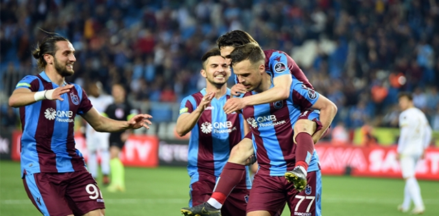Trabzonspor, gol düellosunun galibi oldu