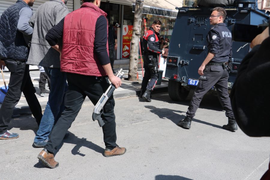 Alacak verecek kavgasında kan aktı: 2 yaralı