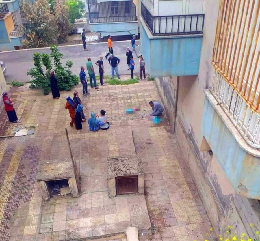 İkiz kardeşler 4’üncü kattaki evin penceresinden düşerek öldü
