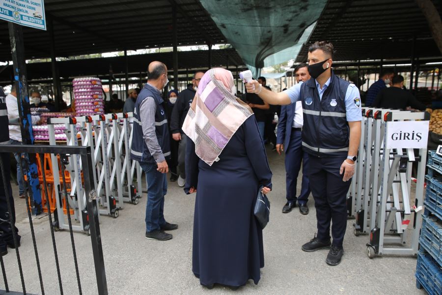 HALİLİYE ZABITASI SEMT PAZARLARINDA TEDBİRLERİ SIKI TUTUYOR