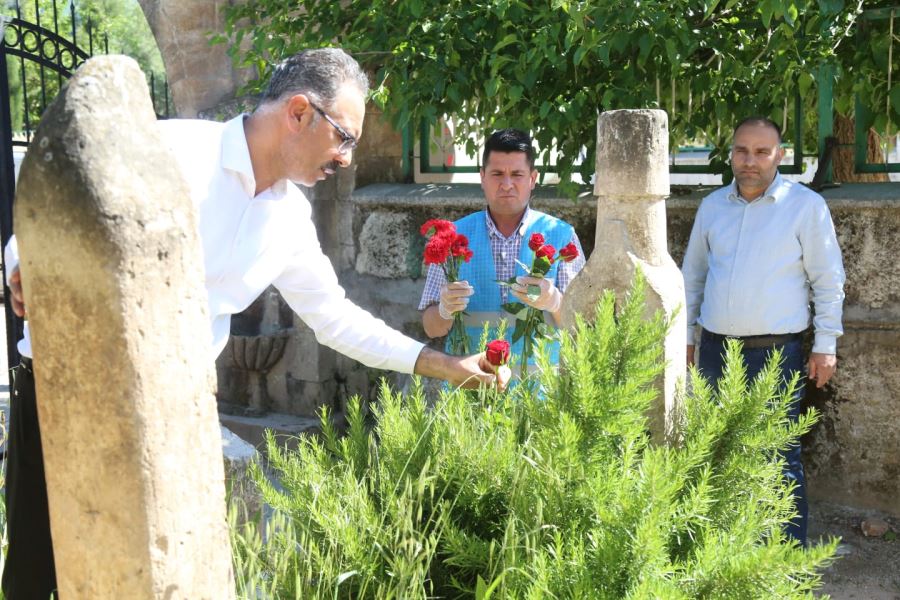 BAŞKAN KUŞ’TAN ANLAMLI ‘ANNELER GÜNÜ’ ETKİNLİĞİ