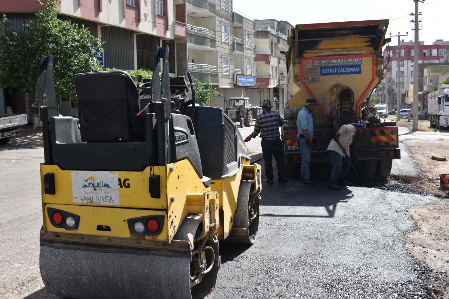 Siverek’te Cadde ve sokaklarda üst yapı çalışmaları sürüyor