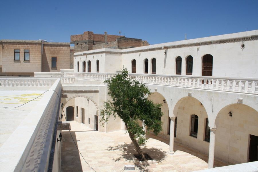 ŞURKAV, Narlı Evi Kiraya Verdi