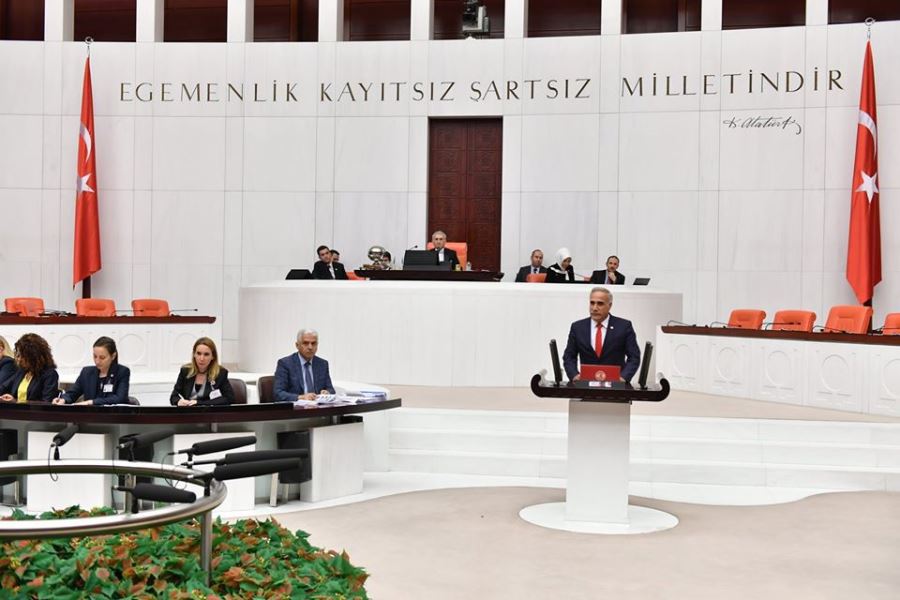 KAMU BANKALARINA ÇAĞRI; DOLUDAN ZARAR GÖREN ÇİFTÇİNİN BORCU ERTELENSİN