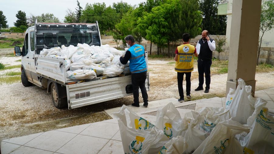 HALİLİYE KIRSALINA GIDA DESTEĞİ SÜRÜYOR