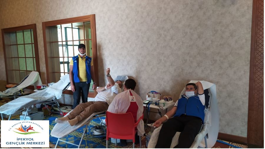 İPEKYOL GENÇLİK MERKEZİNDEN KAN BAĞIŞI KAMPANYASI