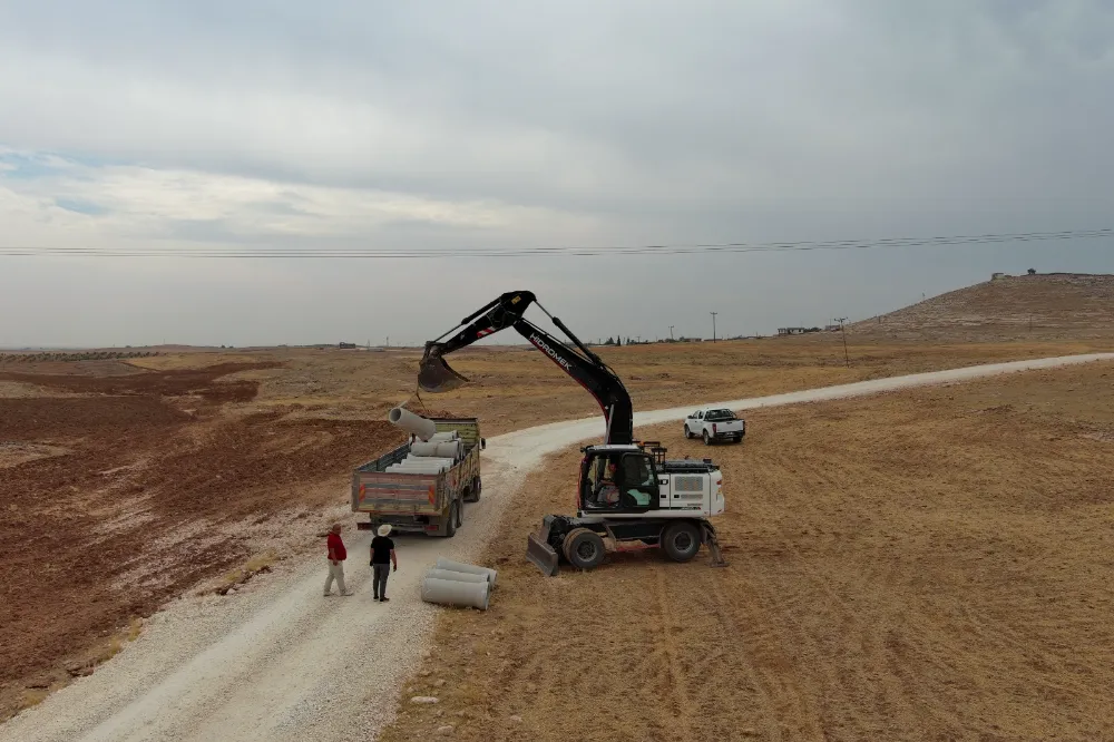 BÜYÜKŞEHİR BELEDİYESİ KIRSAL MAHALLELERİNİN ALTYAPISINI GÜÇLENDİRİYOR