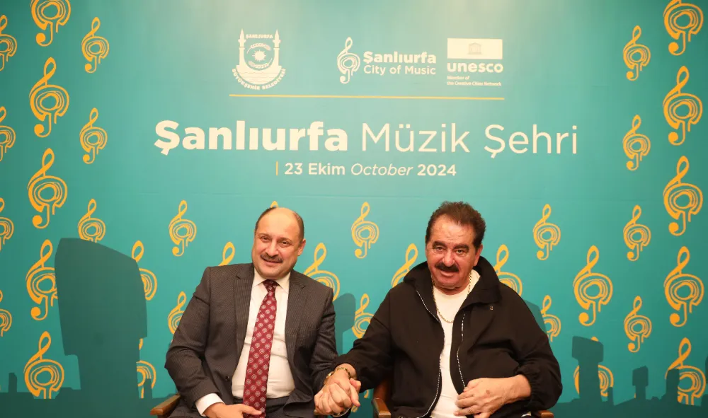 BAŞKAN GÜLPINAR VE TATLISES “UNESCO MÜZİK ŞEHRİ LANSMANI” ÖNCESİ BİR ARAYA GELDİ