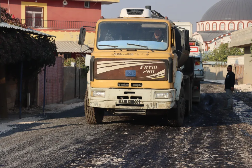 ALTYAPISI TAMAMLANAN YOLLARA SATHİ KAPLAMA YAPILDI