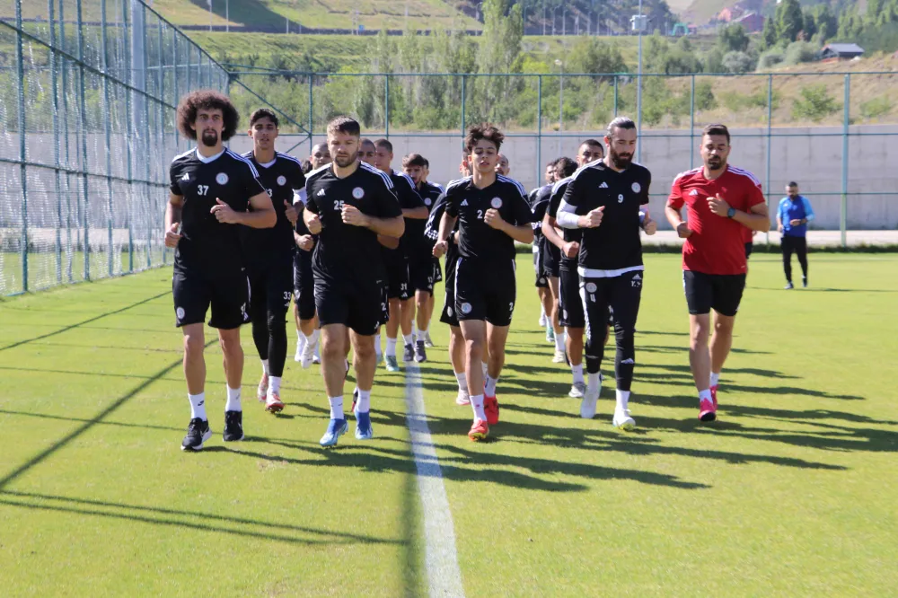 KARAKÖPRÜ BELEDİYESPOR YENİ SEZONA ERZURUM’DA HAZIRLANIYOR