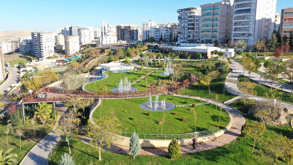 KARAKÖPRÜ’DE YAŞAMPARK YENİDEN CANLANIYOR