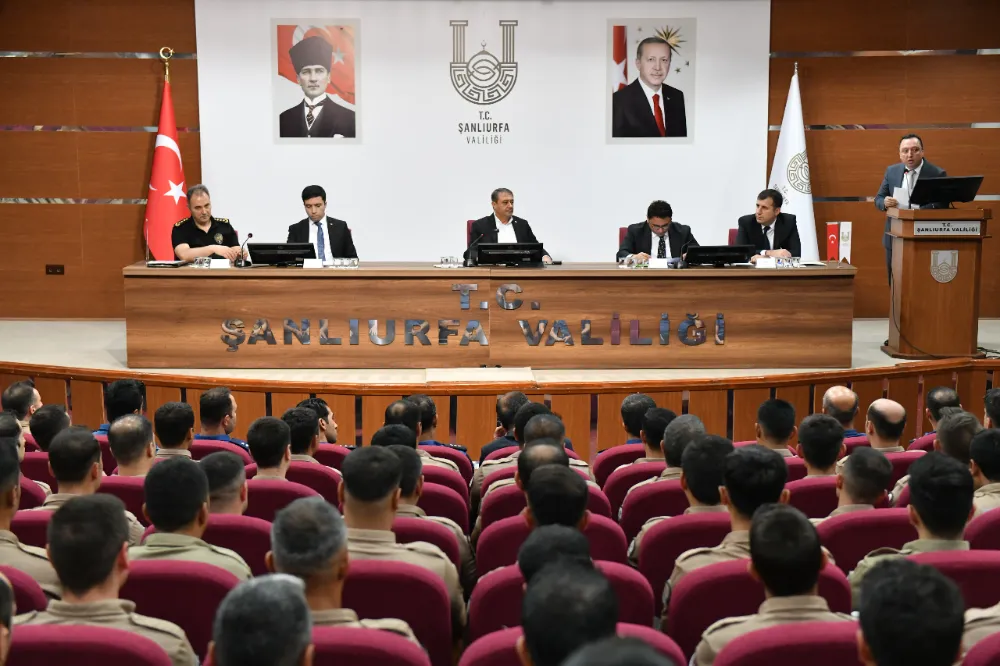 VALİ ŞILDAK, YUNUS TİMLERİ VE BEKÇİLERLE BULUŞTU