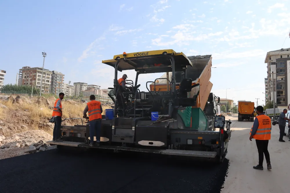 BÜYÜKŞEHİR’DEN ÜST YAPIYA YÖNELİK ÇALIŞMALAR SÜRÜYOR