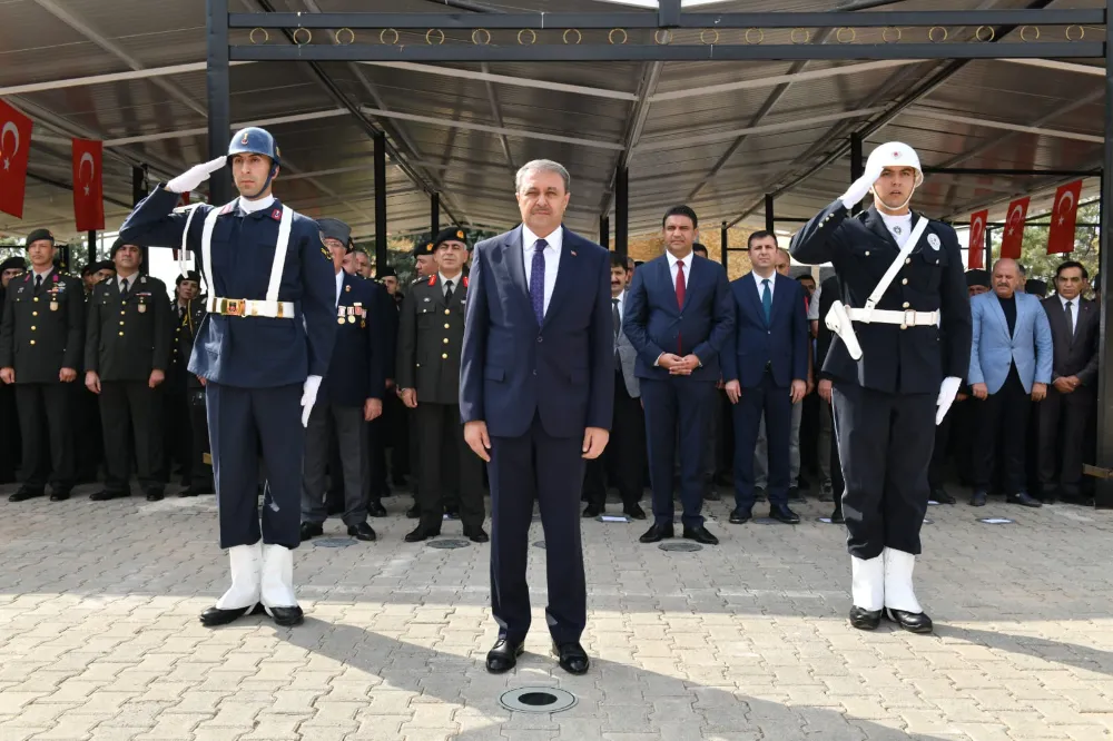 VALİ ŞILDAK, 19 EYLÜL GAZİLER GÜNÜ PROGRAMLARINA KATILDI