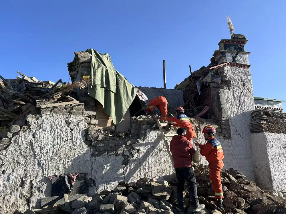 ÇİN’İN TİBET ÖZERK BÖLGESİ’Nİ VURAN DEPREMDE CAN KAYBI 95