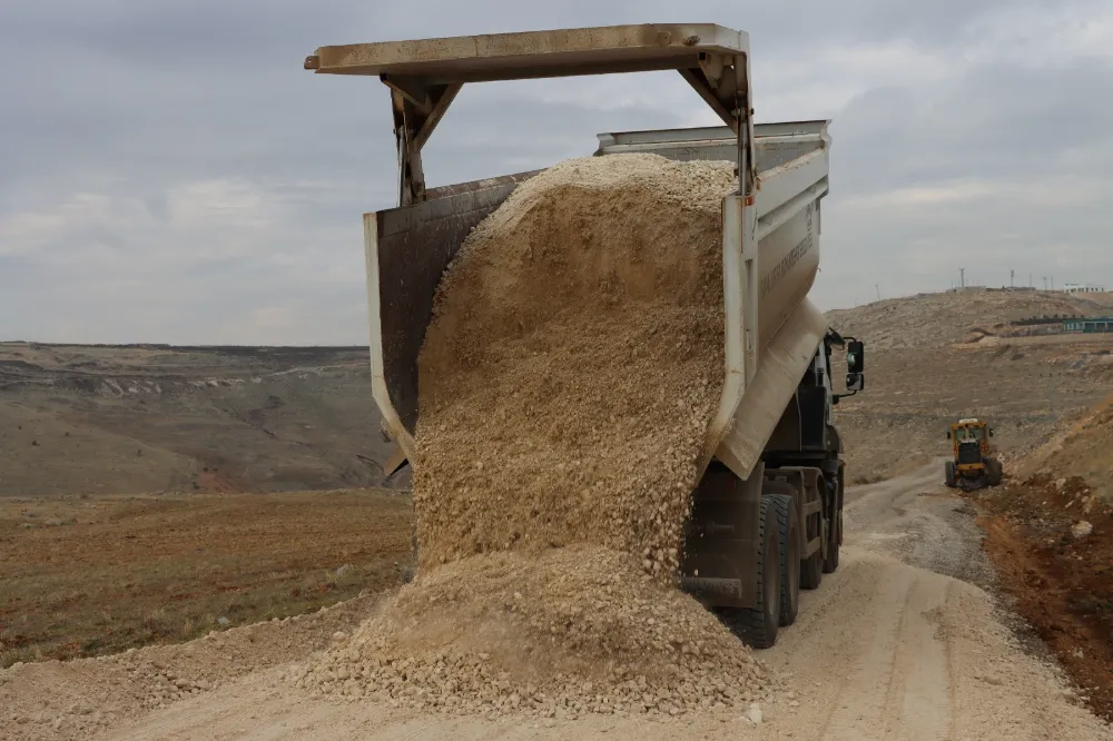 KARAKÖPRÜ İLE BOZOVA ARASINDAKİ GRUP YOLU BÜYÜKŞEHİR İLE DAHA GÜVENLİ 