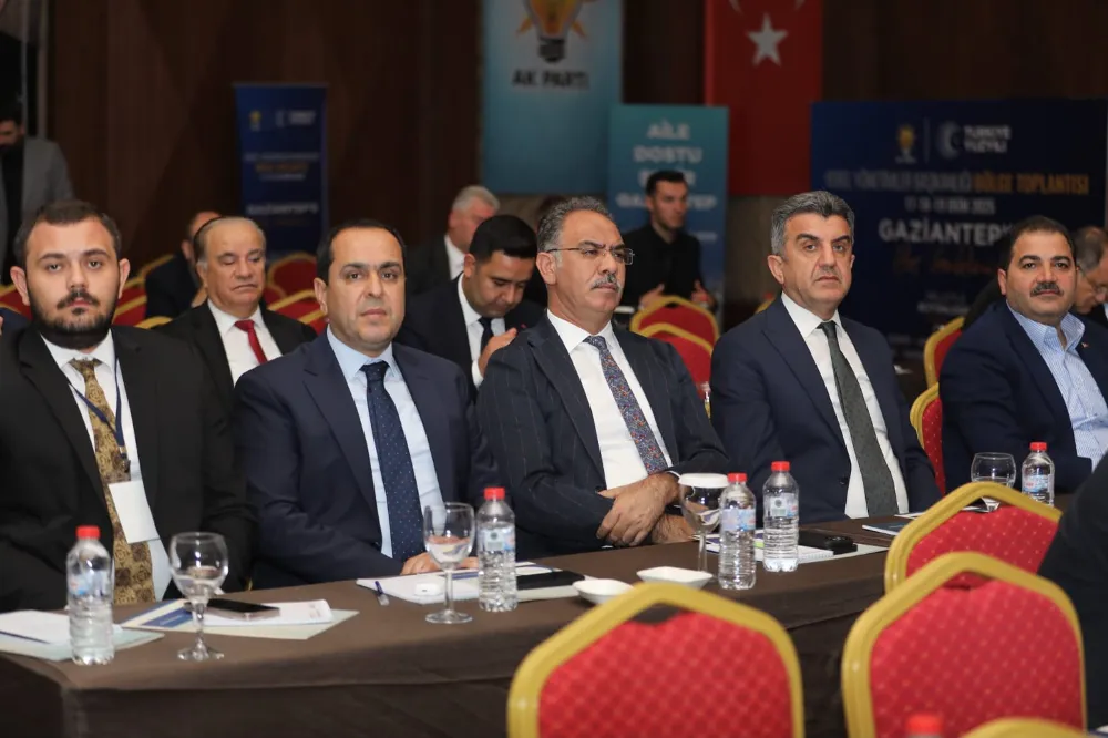 BAŞKAN CANPOLAT, YEREL YÖNETİMLER TOPLANTISINA KATILDI
