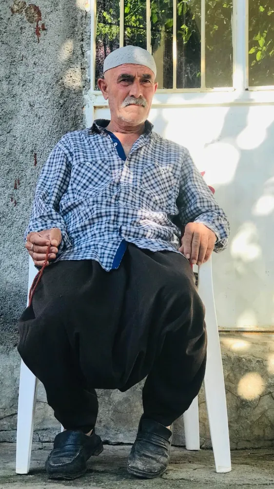 KAYIP YAŞLI ADAMIN CANSIZ BEDENİ BAHÇEDE ÇAMURUN İÇİNDE BULUNDU