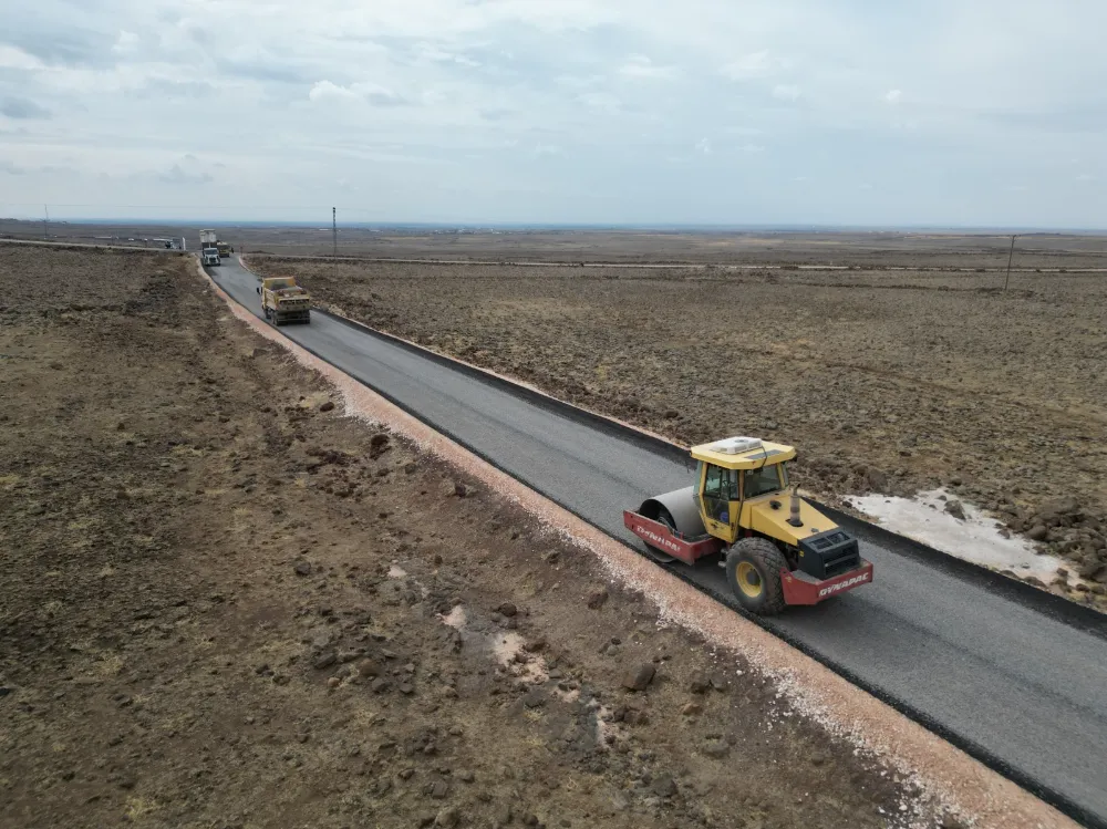 BÜYÜKŞEHİR BELEDİYESİ, VİRANŞEHİR’DE 4 KİLOMETRELİK YOLU YENİLEDİ