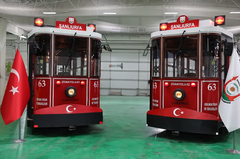 ŞANLIURFA’DA DİVANYOLU TRAFİĞE KAPANIYOR, NOSTALJİK TRAMVAYLAR GELİYOR