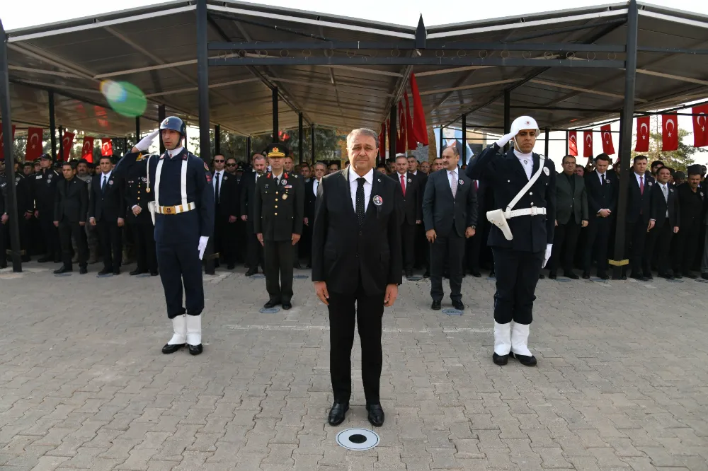 ŞANLIURFA’DA 10 KASIM ATATÜRK’Ü ANMA TÖRENİ DÜZENLENDİ