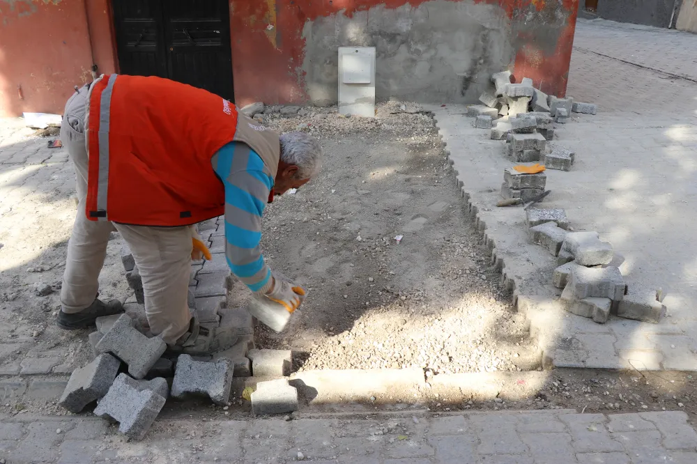 HALİLİYE BELEDİYESİ, YAVUZ SELİM MAHALLESİ’NDE ÜSTYAPI ÇALIŞMALARINI SÜRDÜRÜYOR