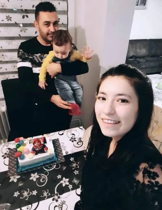 BÖCEK AİLESİNİN KALDIĞI FATİH’TEKİ OTELDE 2 TURİST HASTANEYE KALDIRILDI