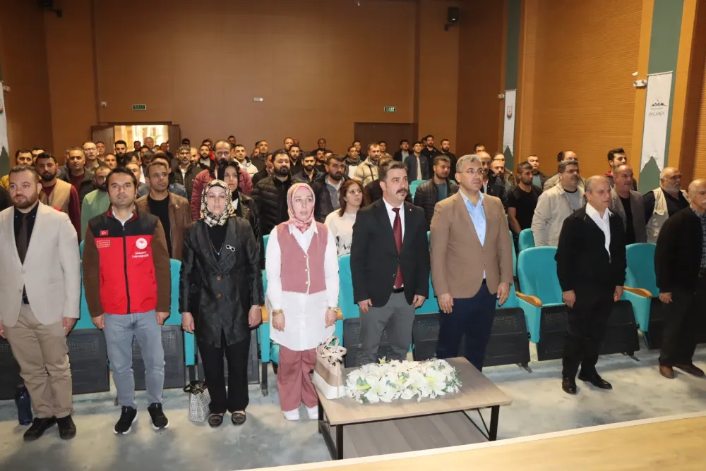 BÜYÜKŞEHİR’DEN PETSHOP SAHİPLERİNE FARKINDALIK EĞİTİMİ