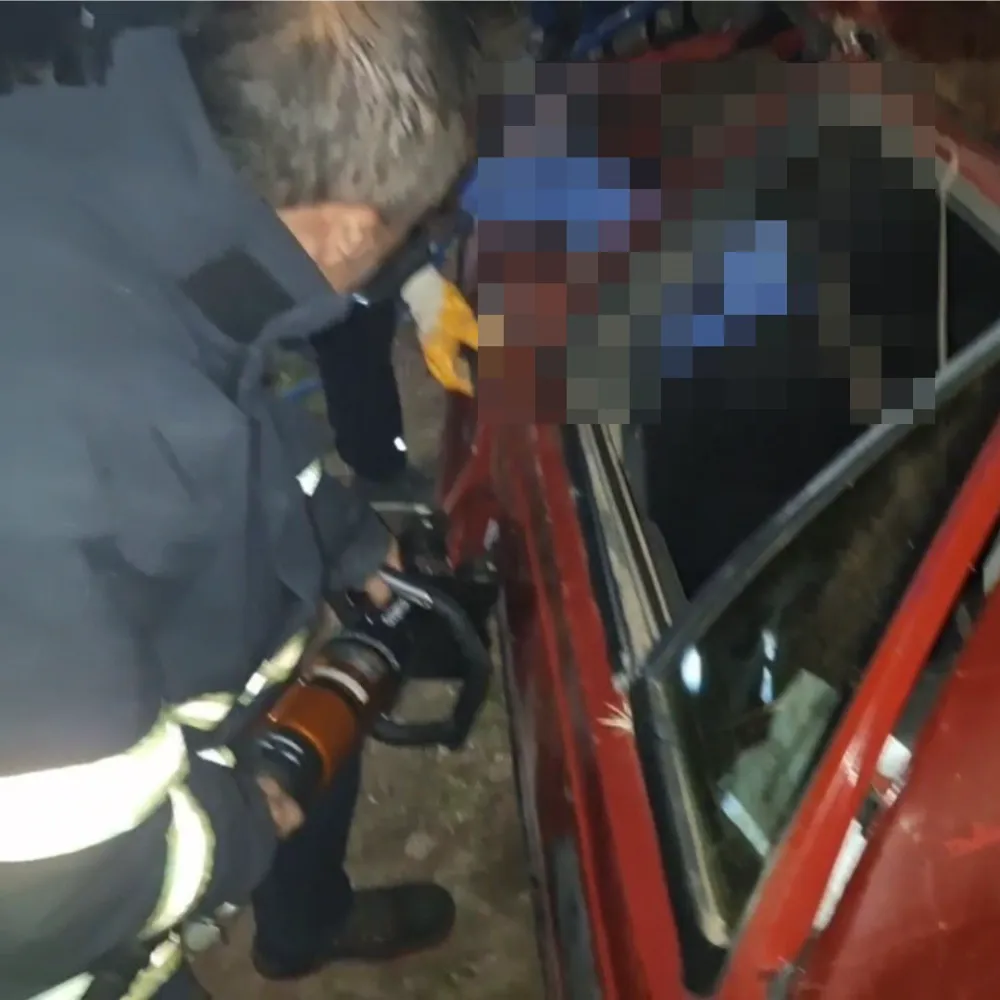 SİVEREK’TE OTOMOBİL ŞARAMPOLE DEVRİLDİ: 1 ÖLÜ