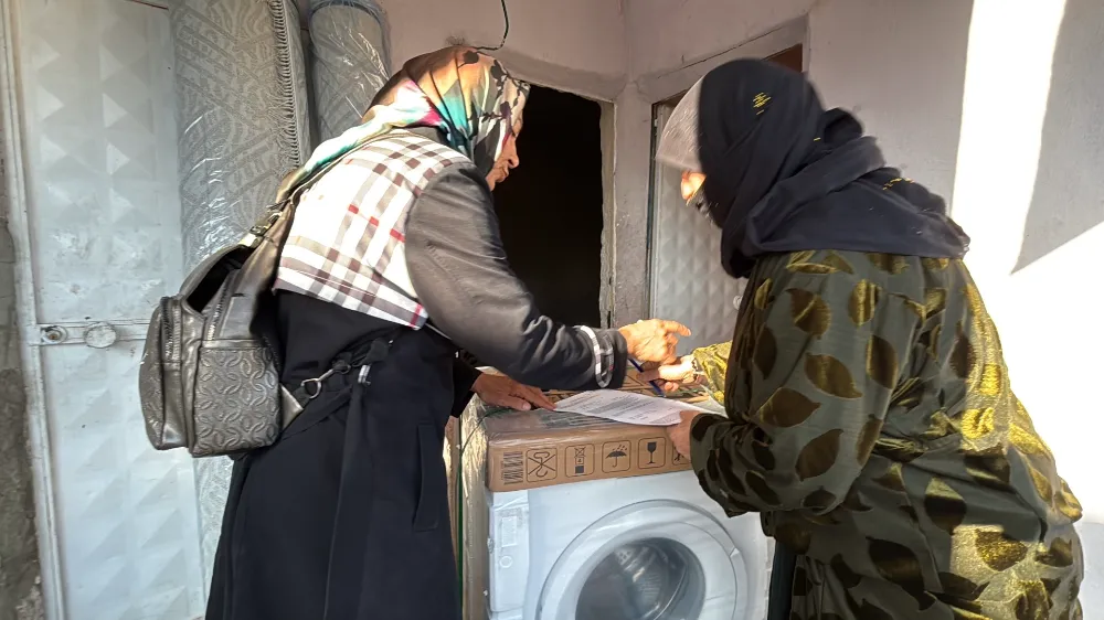 DESTEKLER ADRESLERE ULAŞIYOR EYYÜBİYE’DE YETİMİN YÜZÜ GÜLÜYOR