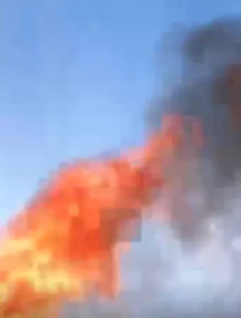 BELEDİYE ÖNÜNDE KENDİNİ YAKTI