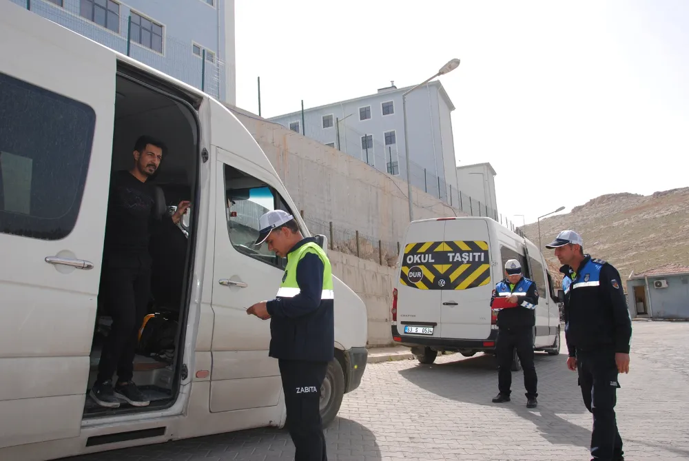 ŞANLIURFA’DA OKUL SERVİSLERİ DENETLENDİ