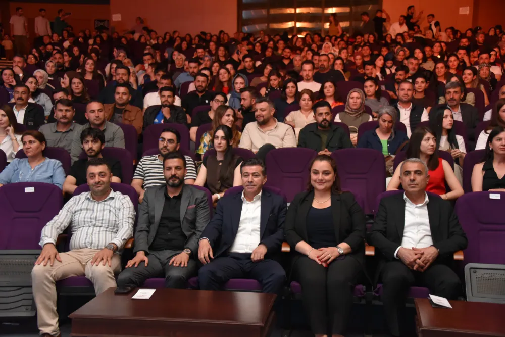 SİVEREK’TE KÜLTÜR-SANAT KONSERİ BÜYÜK İLGİ GÖRDÜ