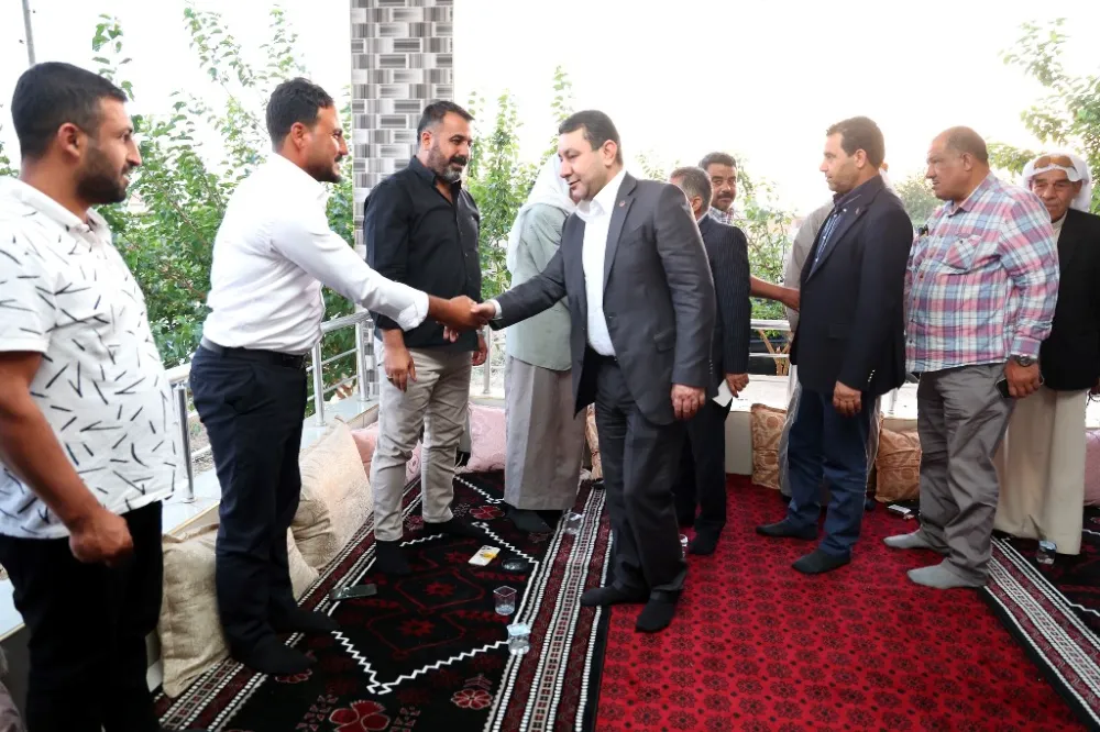 BAŞKAN ÖZYAVUZ VATANDAŞLARLA BİR ARAYA GELMEYE DEVAM EDİYOR