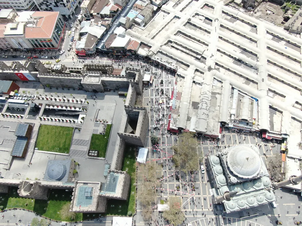 KAYSERİ’DE 8 KAYMAKAMIN YERİ DEĞİŞTİ