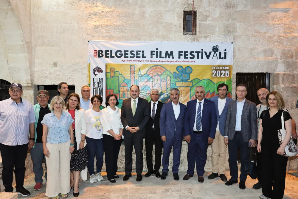 BAŞKAN GÜLPINAR URFA BELGESEL FİLM FESTİVALİNE KATILDI
