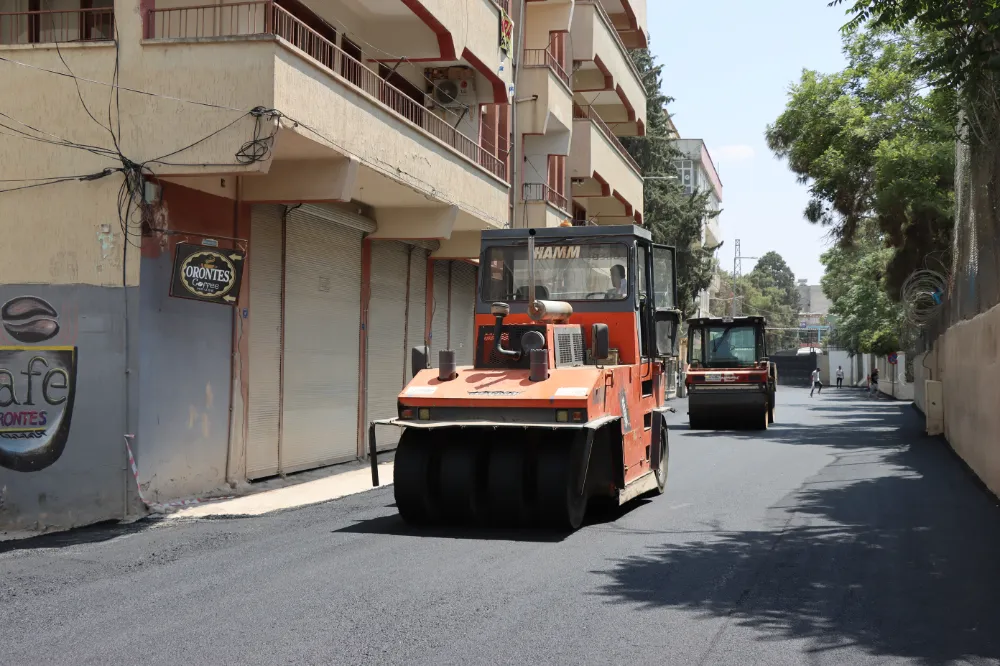 SURUÇ’TA YOLLAR YENİLENİYOR, VATANDAŞLAR MEMNUN