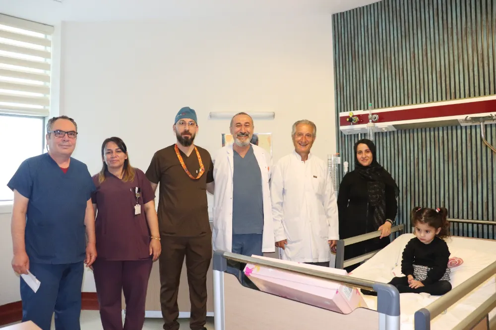 3 YAŞINDAKİ MUHAMMED HRÜ’DE HAYATA TUTUNDU