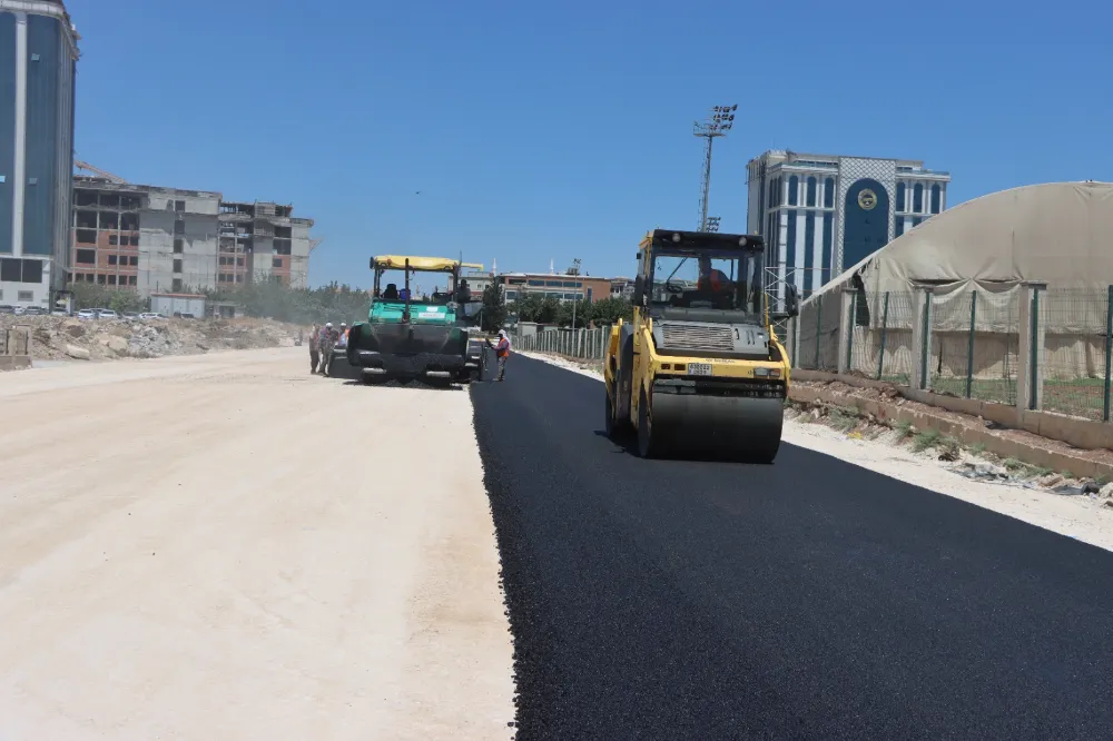 BÜYÜKŞEHİR, HALİLİYE’YE YENİ BULVAR KAZANDIRIYOR 