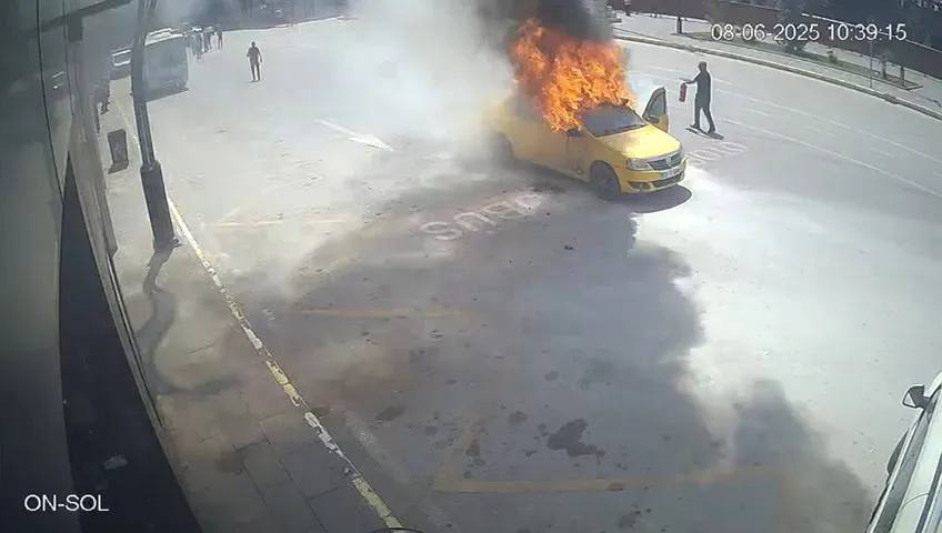 SÜRÜCÜNÜN YANMAKTAN SANİYELERLE KURTULDUĞU AN KAMERADA