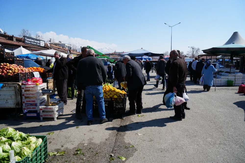 TİCARET SATIŞ HACMİ YILLIK YÜZDE 19,2 ARTTI