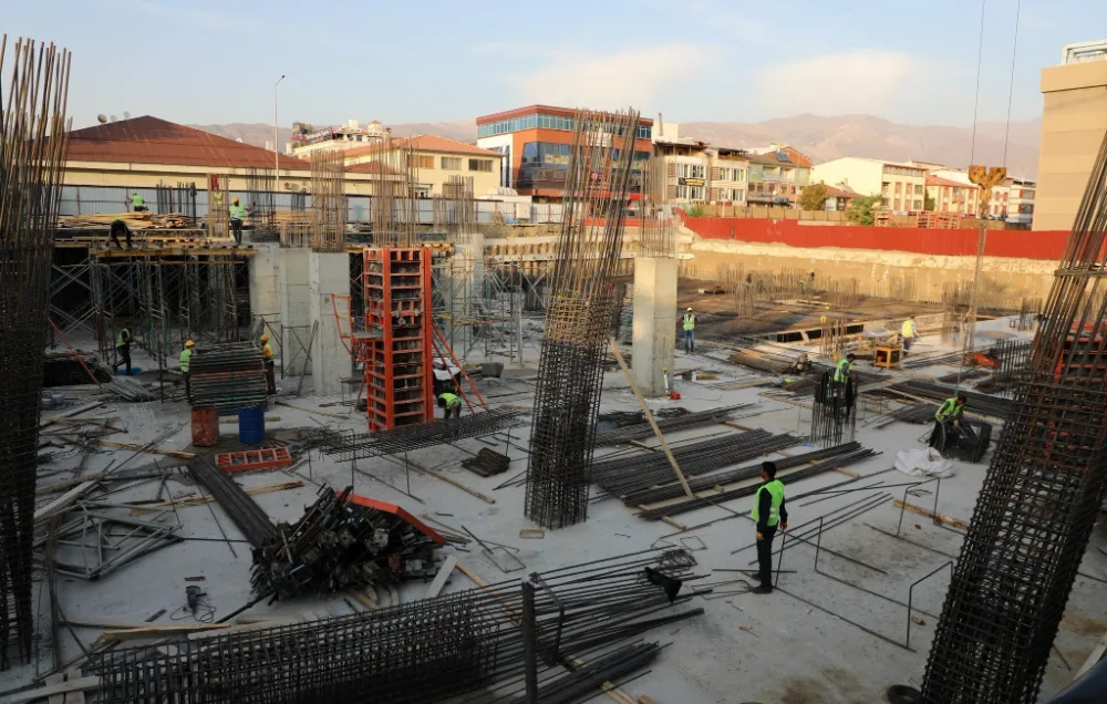 İNŞAAT ÜRETİMİ YILLIK YÜZDE 20,3 ARTTI
