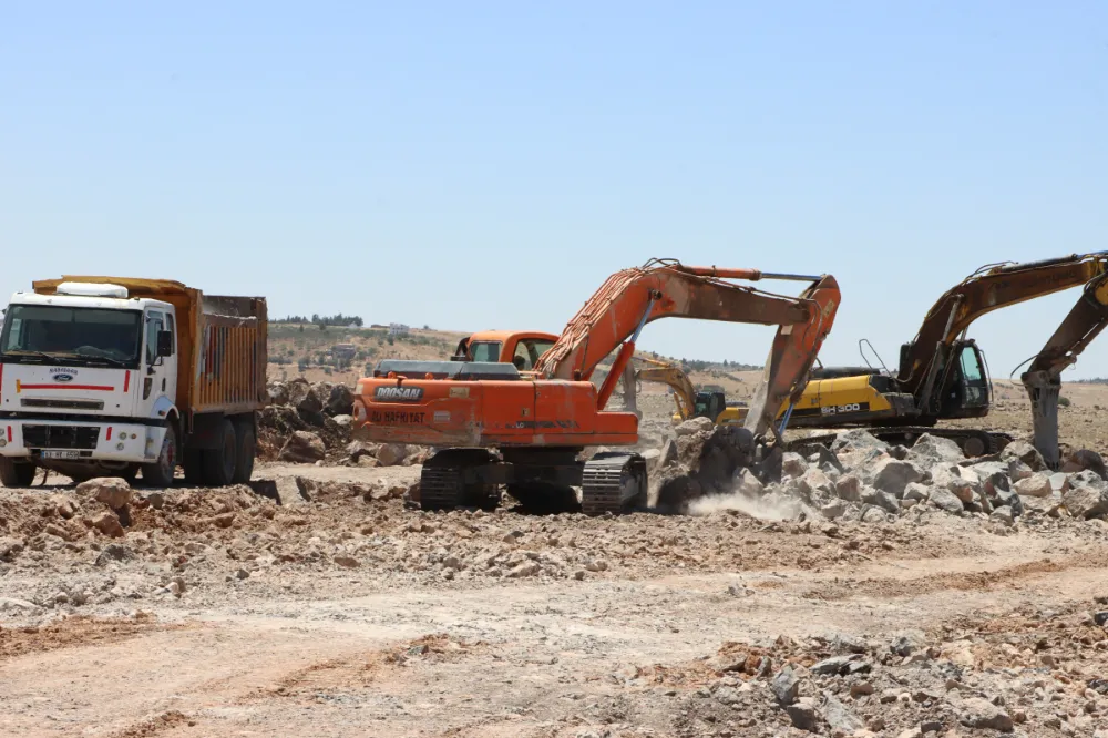 SEYRANTEPE’YE YENİ YOL KAZANDIRILIYOR