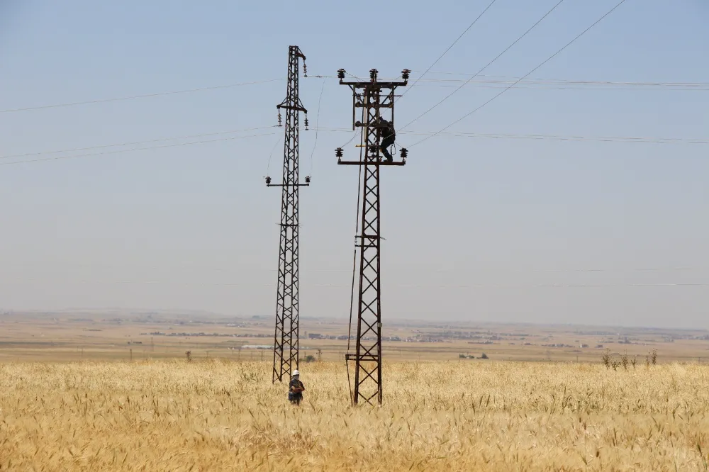 BORCUNU ÖDEMEYEN ABONELERE ENERJİ VERİLMEYECEK