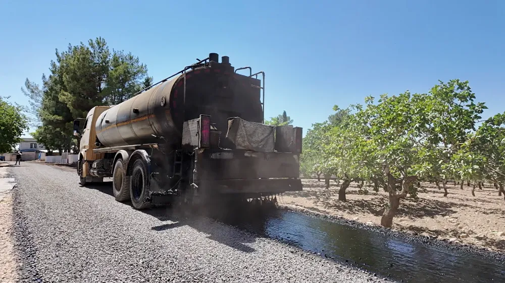 BÜYÜKŞEHİR, BİRECİK’TE ULAŞILMADIK MAHALLE BIRAKMIYOR